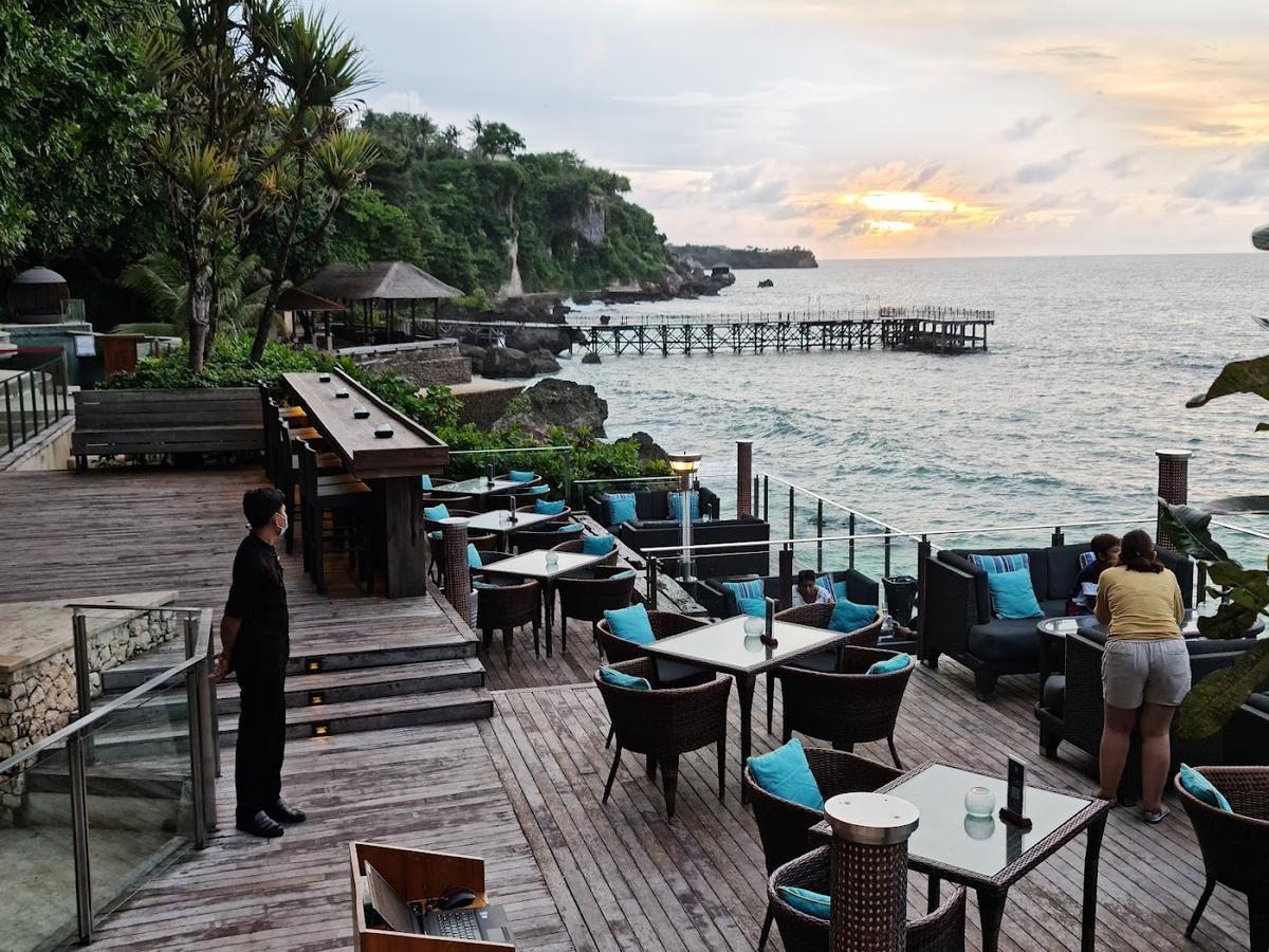 Rock Bar in Jimbaran, Uluwatu