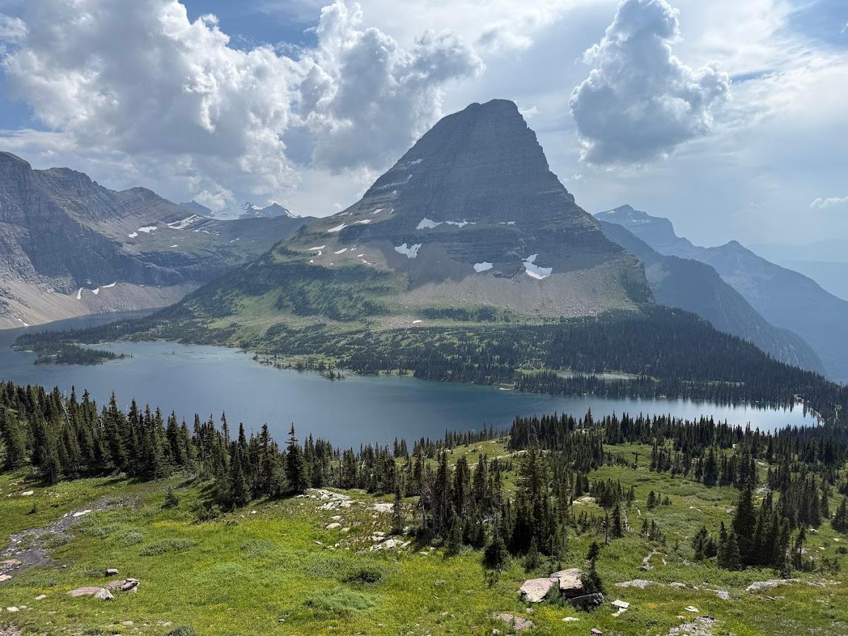 Hidden Lake Overlook Trail in Logan Pass, Glacier National Park