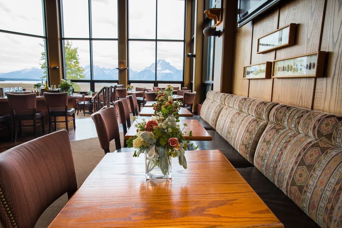 Blue Heron Lounge in Jackson Lake Lodge, Grand Teton National Park