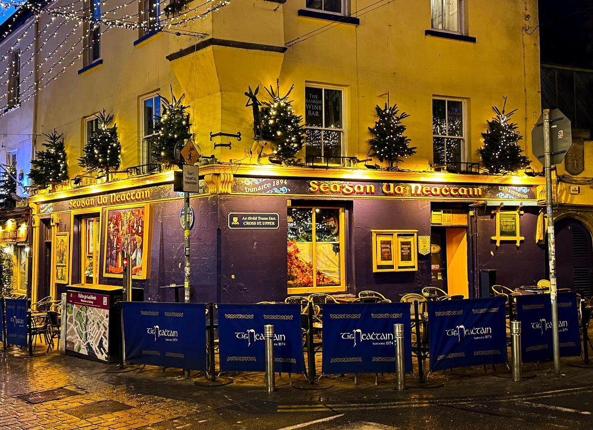Tigh Neachtain in Latin Quarter, Galway