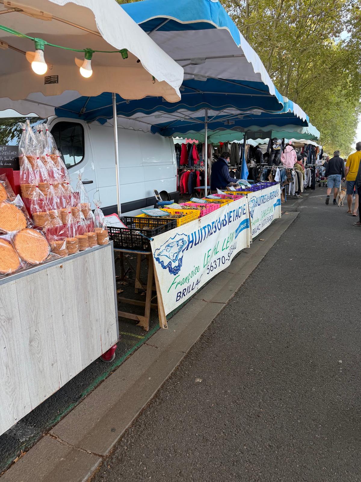Amboise Market in Riverside, Amboise
