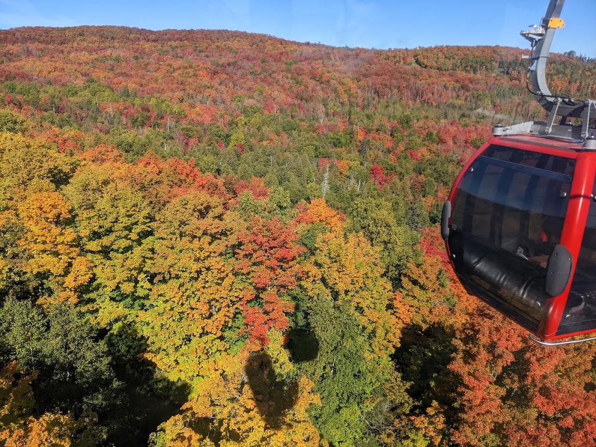 Lutsen Mountains Summit Express Gondola in Lutsen, Grand Marais
