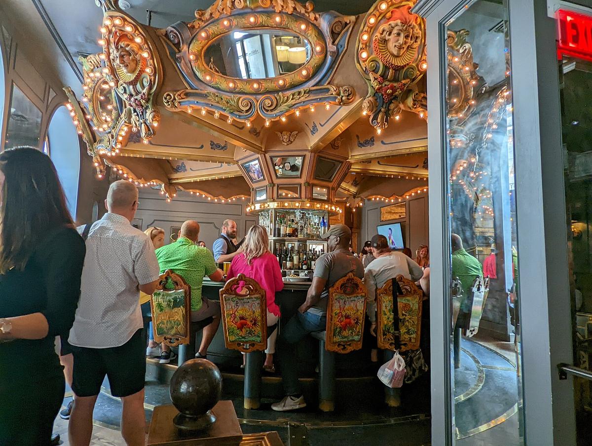 Carousel Bar & Lounge in French Quarter & Riverfront