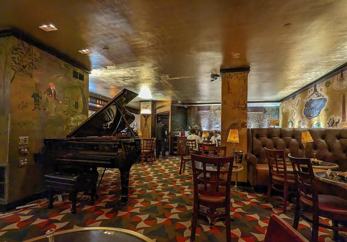 Bemelmans Bar in Upper East Side, Midtown Manhattan