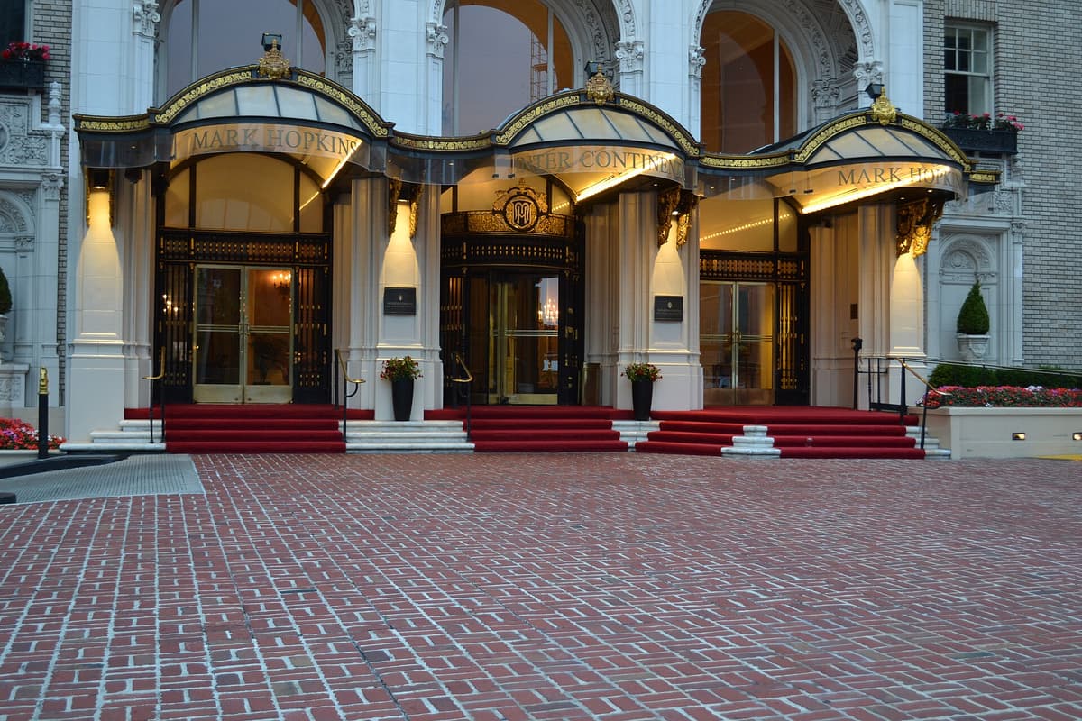 Top of the Mark in Nob Hill, The Embarcadero & Ferry Building