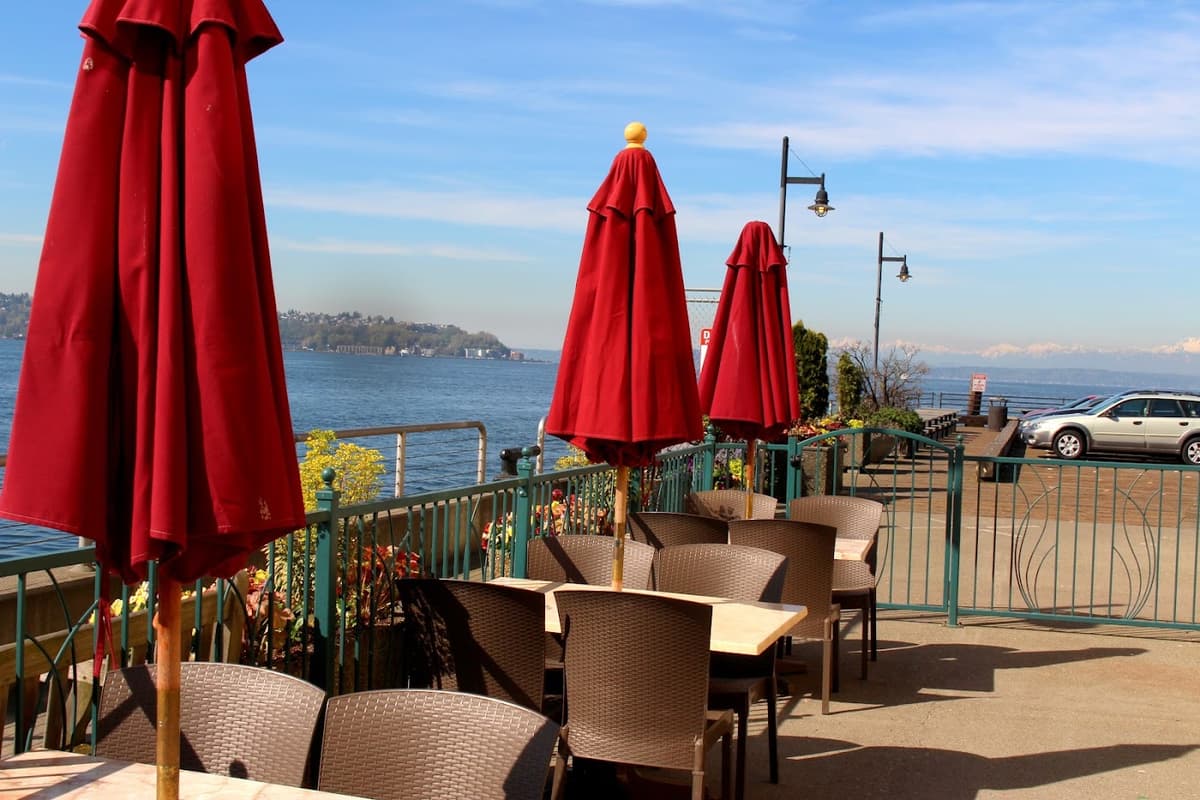 Elliott's Oyster House in Waterfront, Seattle