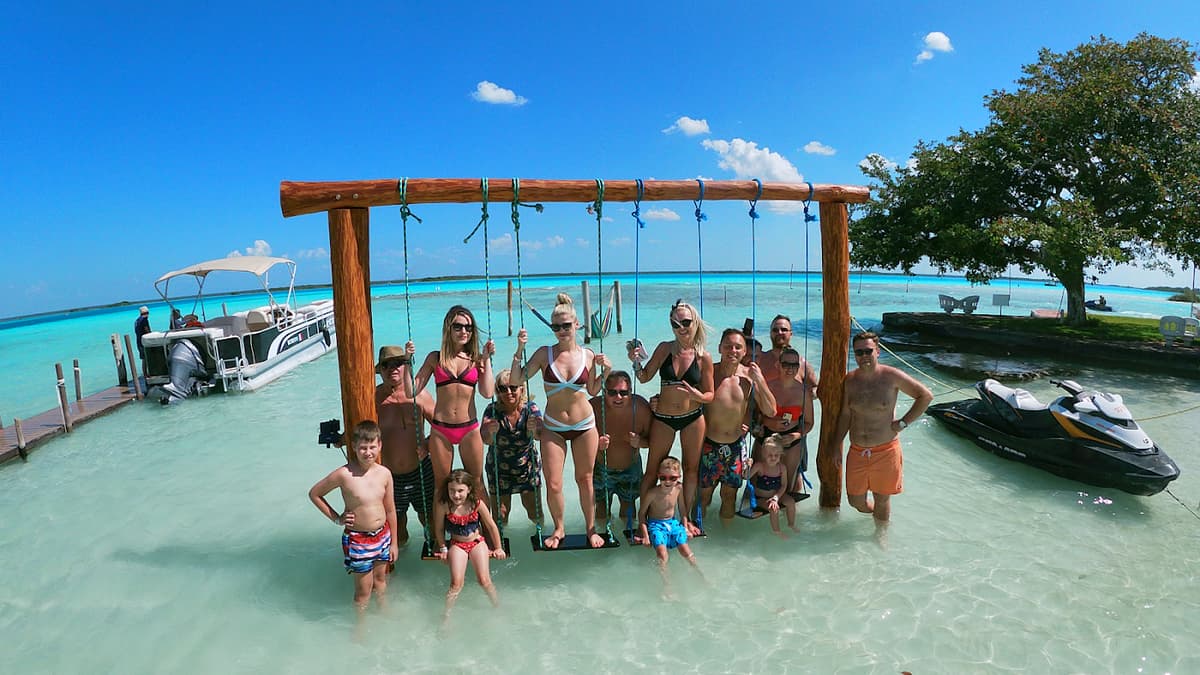 Bacalar Lagoon Sailboat Tour in Laguna Bacalar