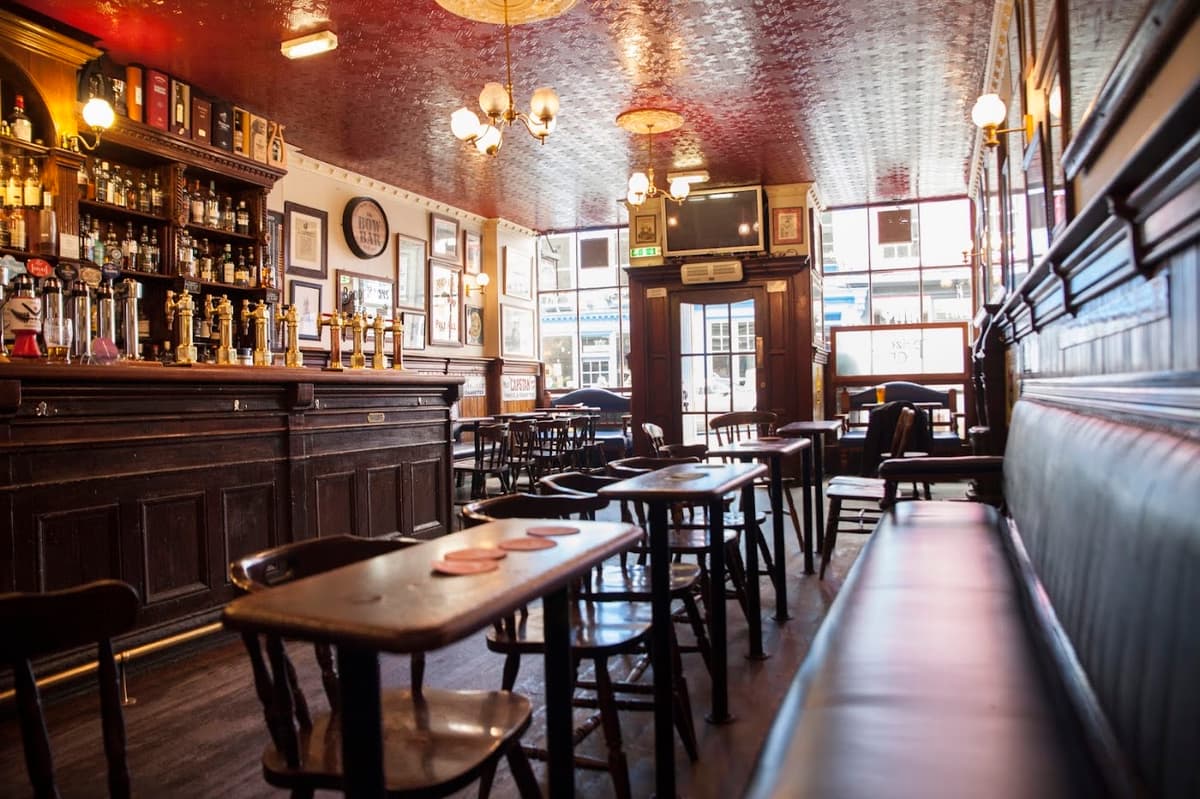The Bow Bar in Old Town, Edinburgh