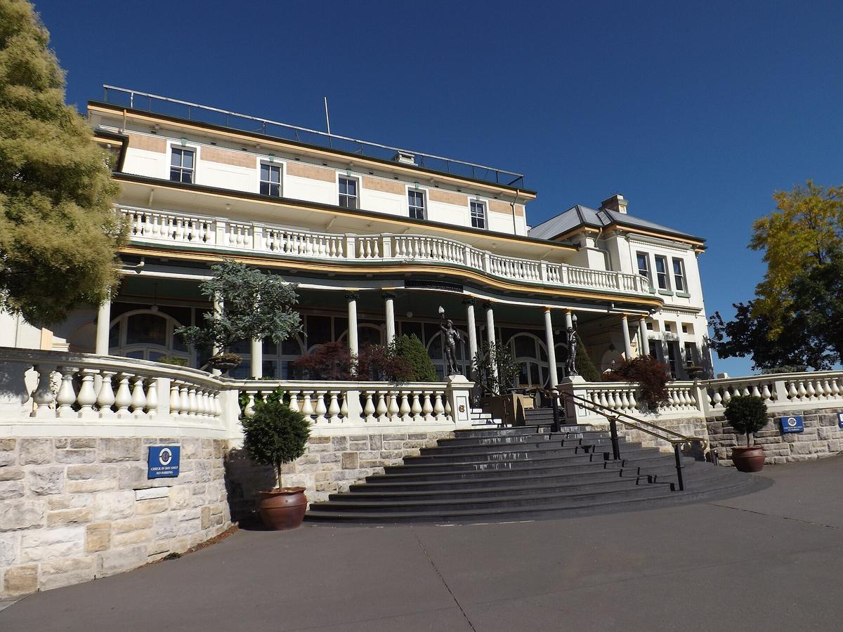 The Carrington Hotel in Katoomba, Blue Mountains
