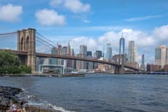 DUMBO & Brooklyn Heights on the New York New Year's Eve route
