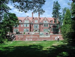 Glensheen Mansion near Duluth