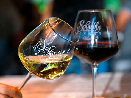 Schnebly Redland's Winery & Brewery in Everglades
