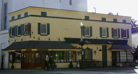 Martin's Tavern in Georgetown