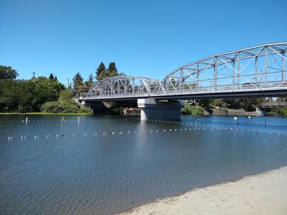 Healdsburg Veterans Memorial Beach in Healdsburg