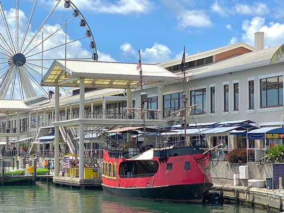 Bayside Marketplace in Downtown Miami & Bayfront