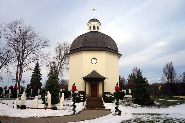 Silent Night Memorial Chapel near Frankenmuth