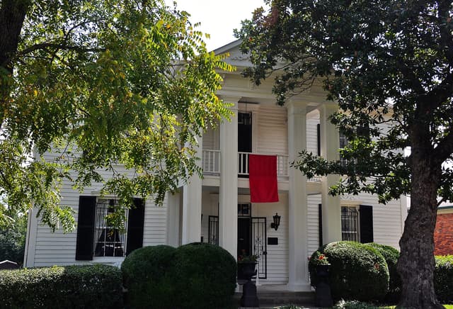 Lotz House near Franklin