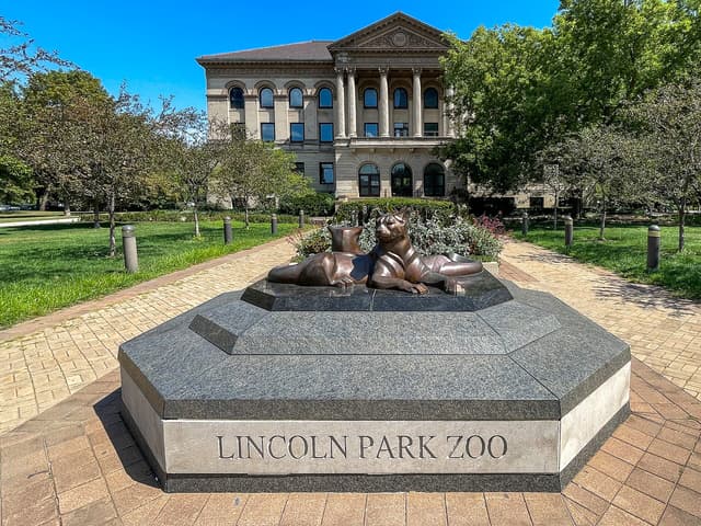 Lincoln Park Zoo near Lincoln Park