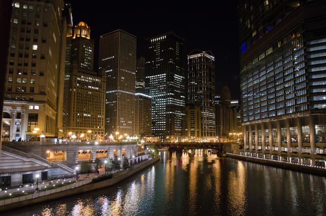 Chicago River NYE Fireworks near The Loop & Chicago River