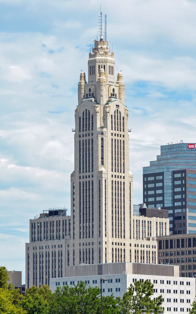 Hotel LeVeque near Downtown & the Short North