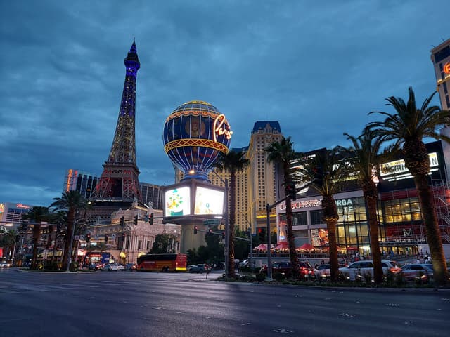 Eiffel Tower Restaurant near The Strip
