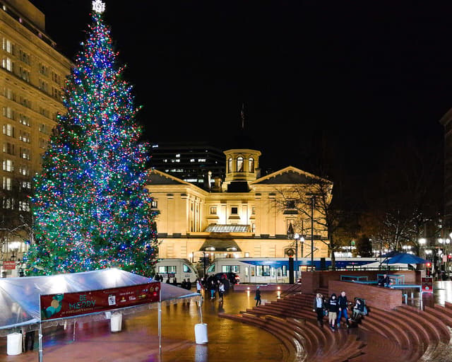 NYE drone show at Pioneer Courthouse Square near Downtown Portland