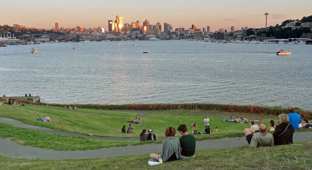 Gas Works Park near Seattle Center & Queen Anne