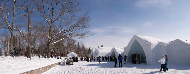 Hotel de Glace near Quebec City