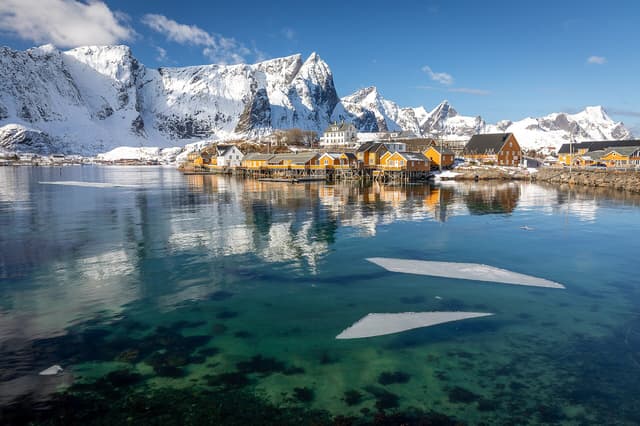 Sakrisøy near Reine