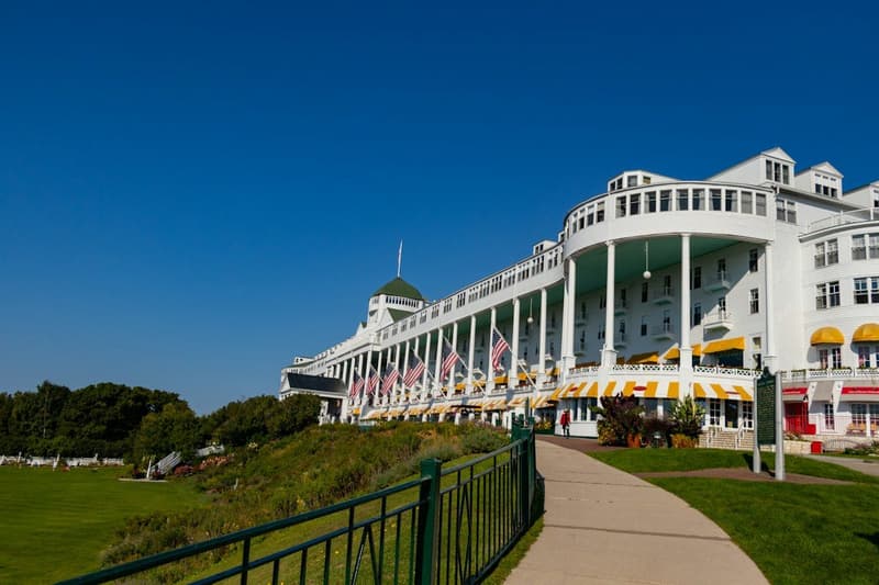 Great Lakes Hidden Gems curated route