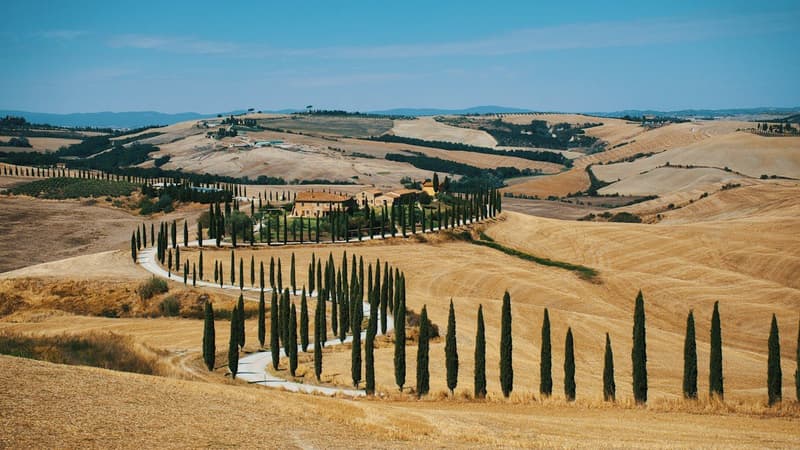 Tuscany Hill Towns curated route
